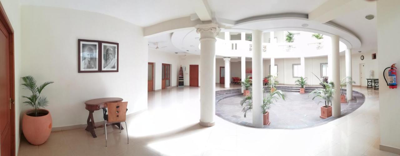 La Grace Integral Retreat Hotell Pondicherry Exteriör bild