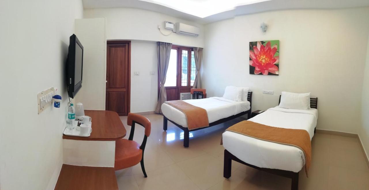 La Grace Integral Retreat Hotell Pondicherry Exteriör bild